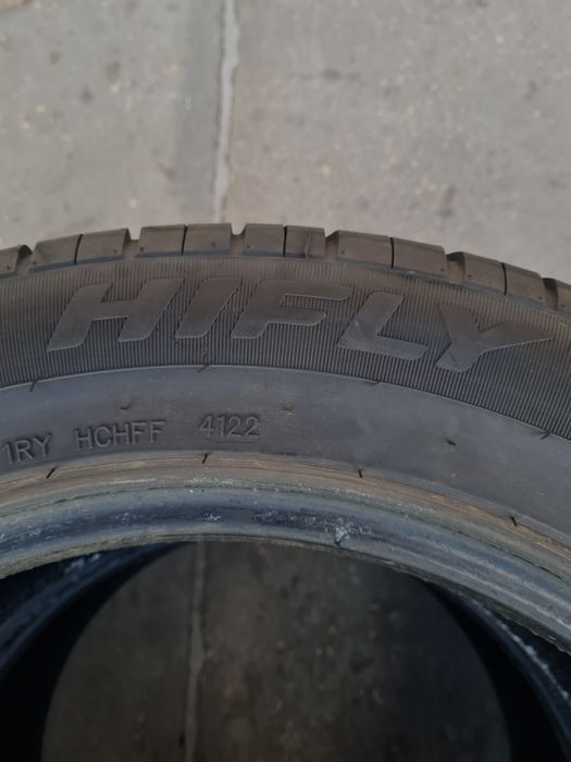 Летни гуми 2 броя HIFLI HF805 225 55 R17 дот 4122