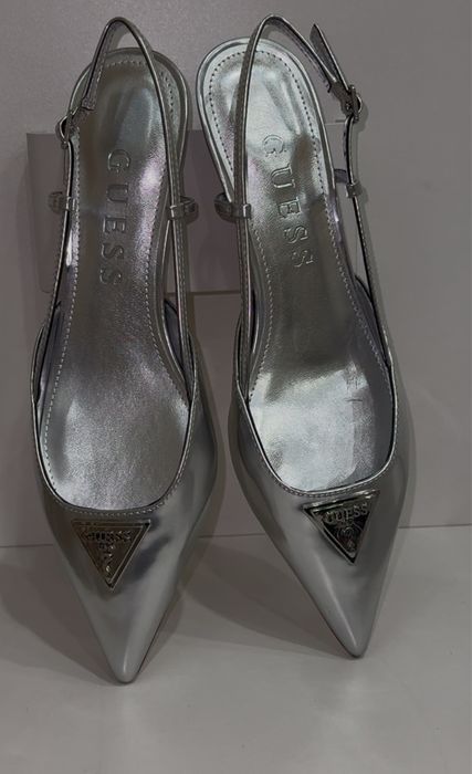 Каблук туфли оригинальные от GUESS