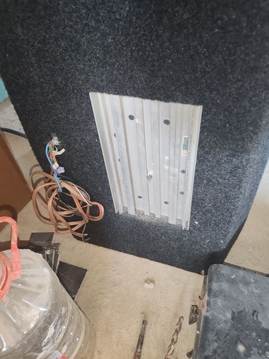 Subwoofer auto power