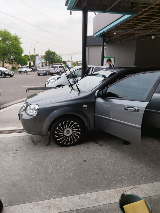 Diska sotiladi 17 Lasetti doskaga obmen bor