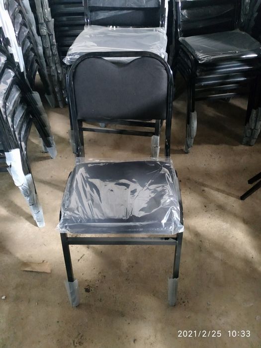 Стул Турон. Имеется в наличии. И другие изделия.