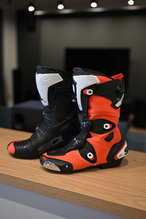 Cizme ghete moto sport Sidi Mag-1 air nr.43 impecabile (nu dainese,alpinestars,revit,tcx)
