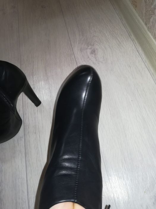 Кожанные ботинки 37р