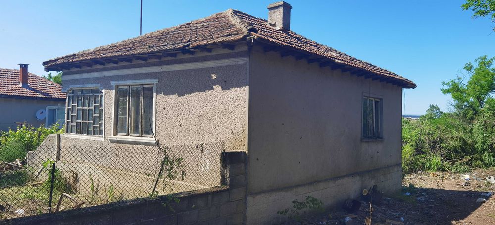 Продава се Къща в Каварна - 71 кв.м за 360 €/кв.м - Снимка #2