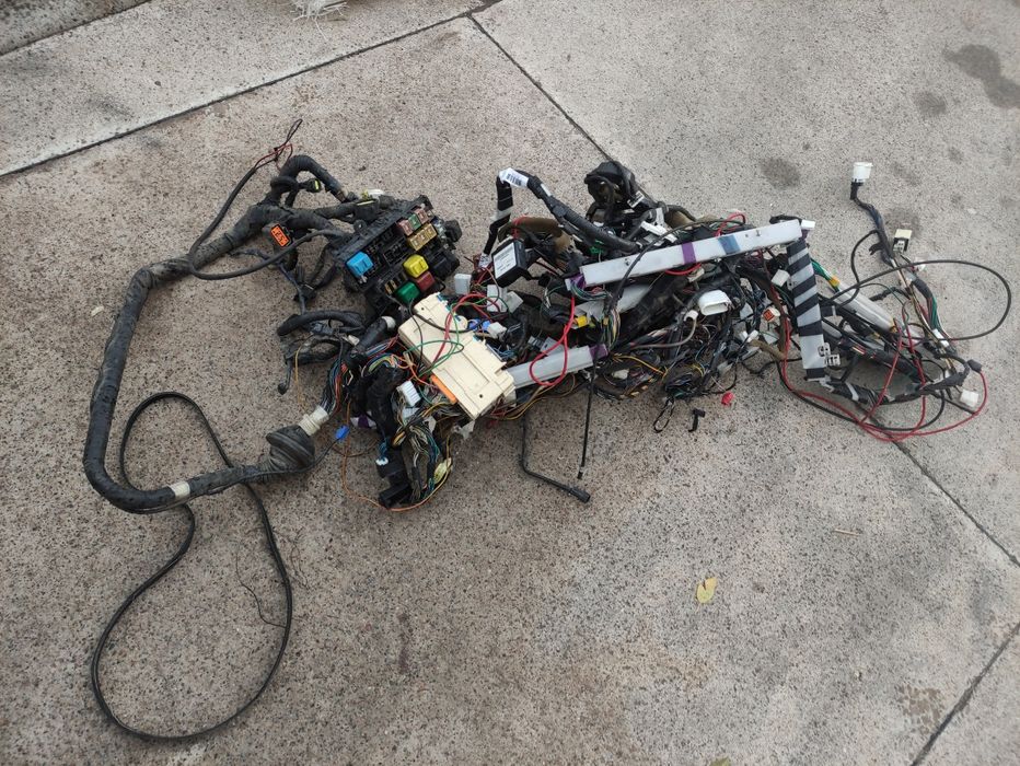 Проводка от мазды 626 кронос 92-95г.