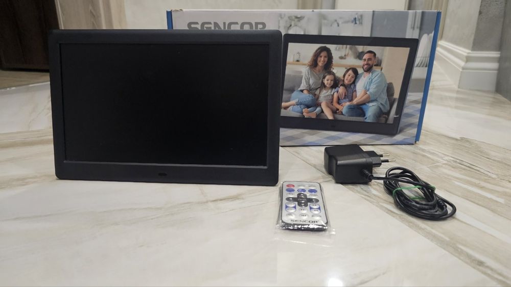 Дигитална фоторамка SENCOR SDF 1080