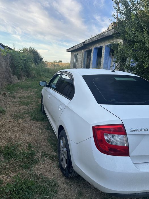 SKODA Rapid 2016 — imagine 3