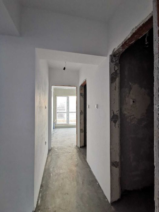 Продава се Тристаен апартамент в Русе, Алеи Възраждане - 87 кв.м за 1253 €/кв.м - Снимка #8
