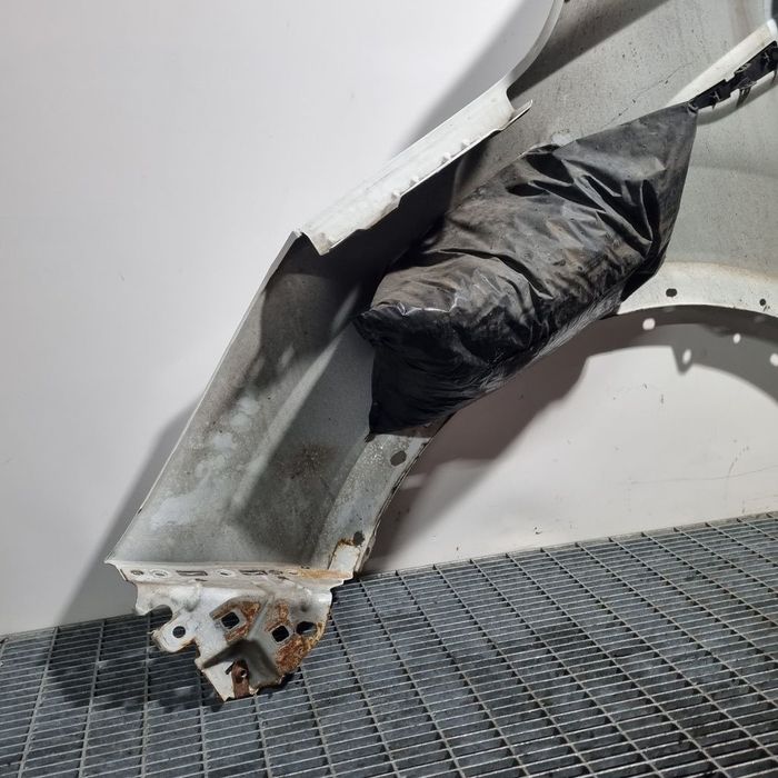 Aripa Dreapta Fata Ford Kuga II 2012 - 2014 4 Usi Frozen White 5D (1506)