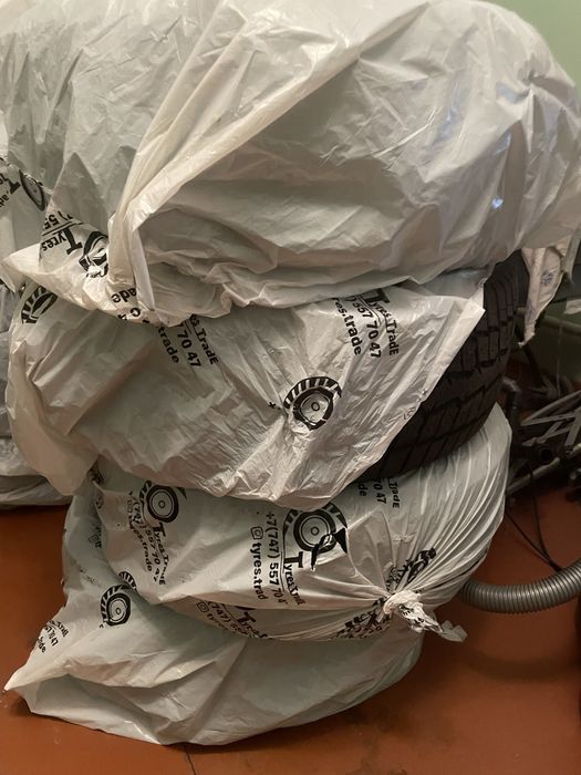 Зимние шины 265/50/20