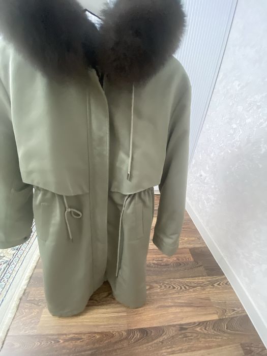 Продам парку фисташковый цвет