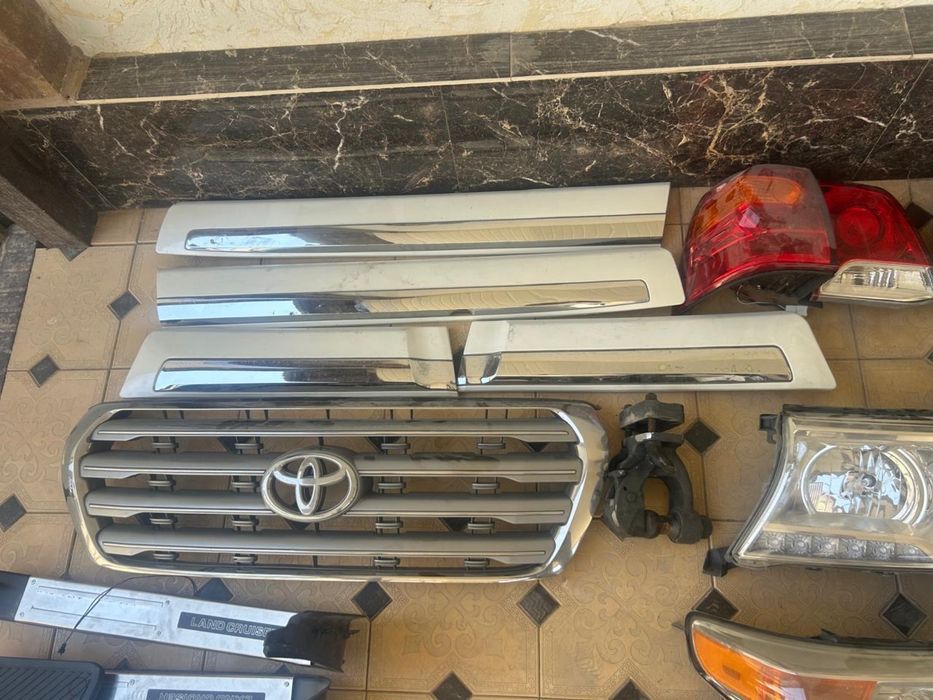 Запчасти Toyota Land cruiser 200
