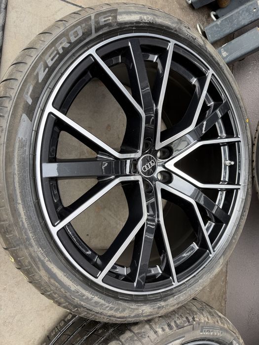 Jante Originale Audi Sport R22 Q7 SQ7 4M echipate vara noi pirelli