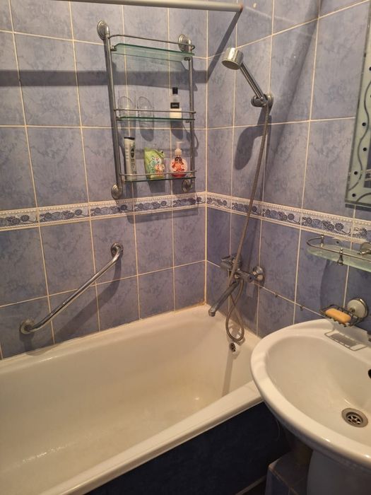 Продам 2х.комн.кв  . 2 этаж