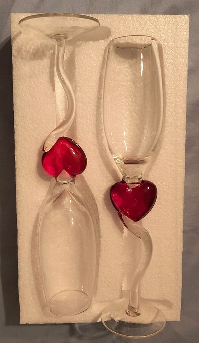 Set 2 pahare sampanie cu inimioare