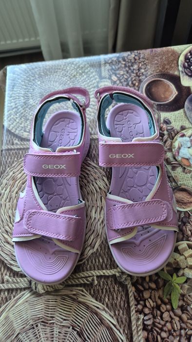 Детски сандали Geox