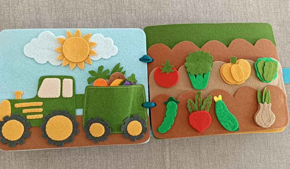 Jucărie unicat - Carte senzorială fetru