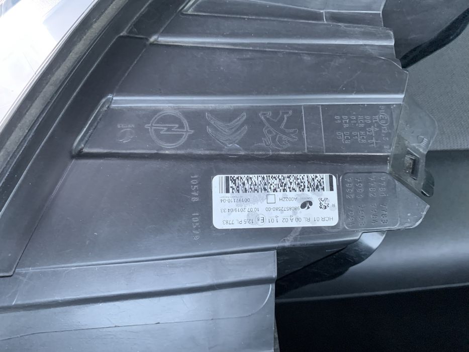 Far dreapta peugeot expert. 2020