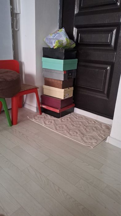 Тегин бесплатно обувь