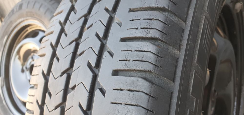 Бусови гуми с джанти 205/65/16С- 5x112- 4 броя