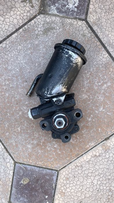 Гур насос Прадо 95