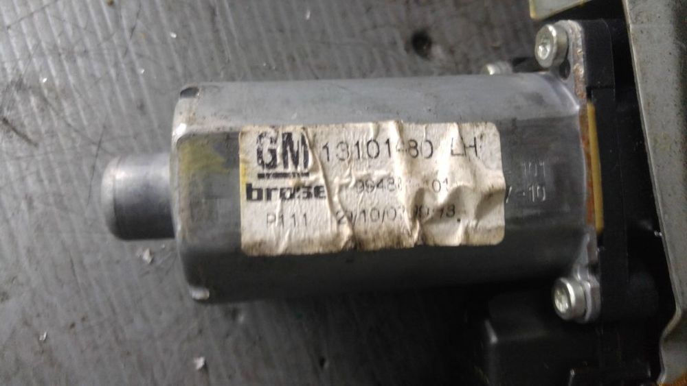 macara cu motoras stanga fata opel astra h 13100417lh 13101480lh