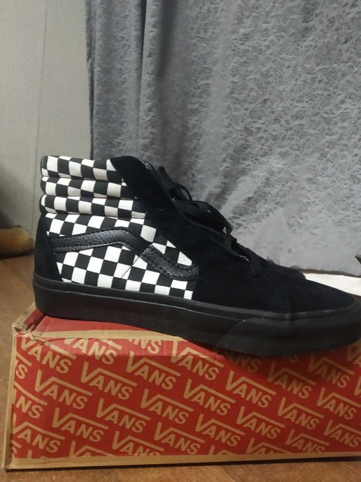 Высоких кеды vans