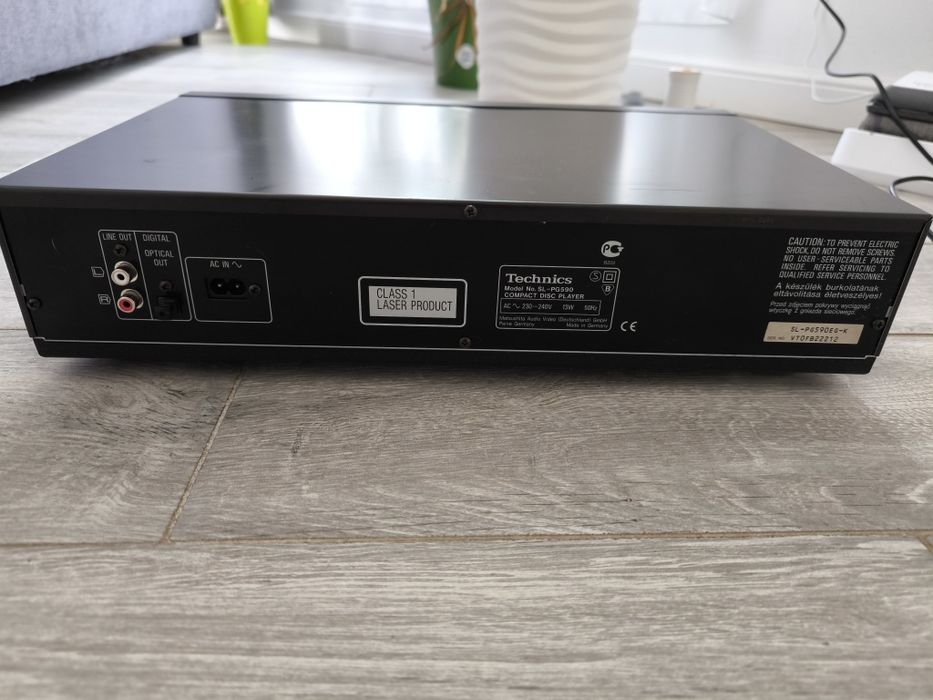 Cd player Technics SL PG 590