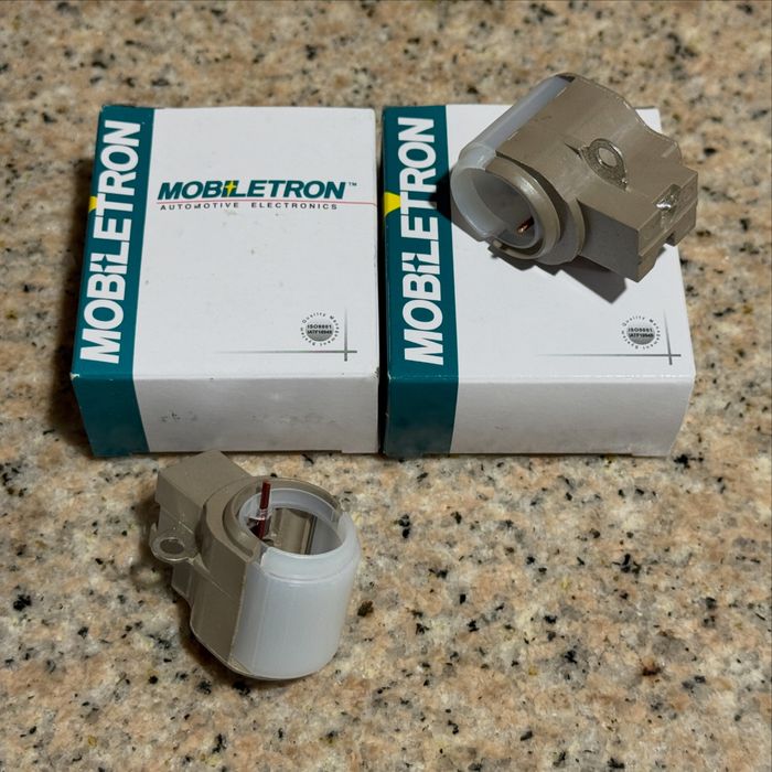 Запчасть на стартер генератор