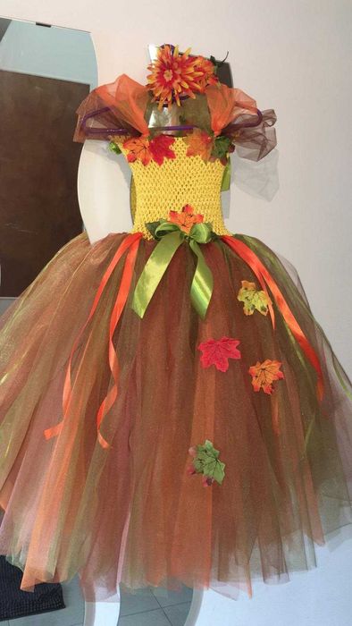 Rochita TUTU Toamna Zana Recoltei Craiasa Frunze serbare carnaval