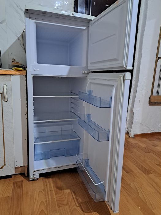 Продам холодильник рабочий