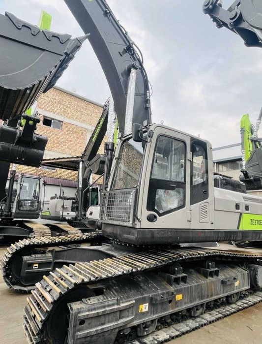 Экскаватор Zoomlion ZE370E / Ekskavator ZE370E