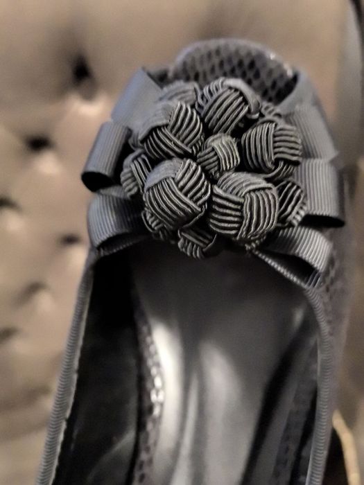 Женские  оригинальные туфельки