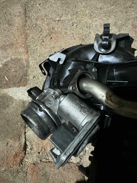 Всмукателен колектор BMW E90/E87/E60/E61 N47 2.0d