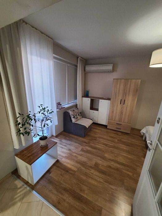 Дава се под наем Едностаен апартамент в Варна, Централна поща - 50 кв.м за 400 € - Снимка #2
