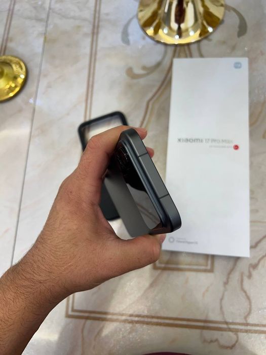 Xiaomi 17 pro max