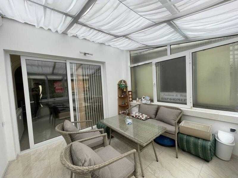 Дава се под наем Двустаен апартамент в Бургас, Лазур - 75 кв.м за 663 € - Снимка #10