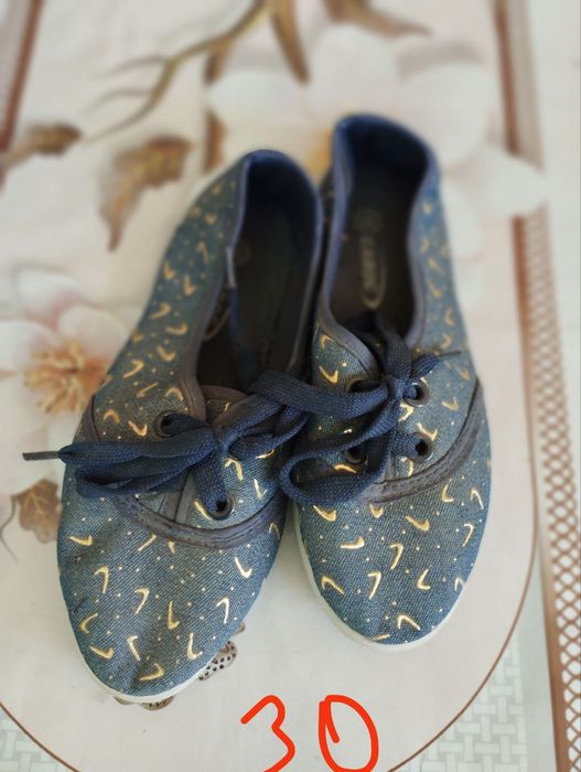 Ёзги кузги оёк, кийимлар янги катталар ва болаларга