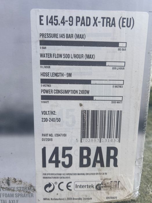 Vând Karcher Nilfisk profesional .