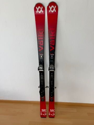 Ski Schiuri Piste Slalom Carver Völkl Racetiger SRC 158 cm (2023-2024)