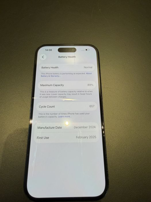 iPhone 16 black 128Gb • baterie 89% • neverlocked