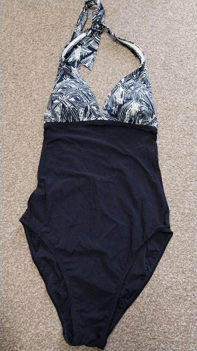 Цял бански, размер 38/S