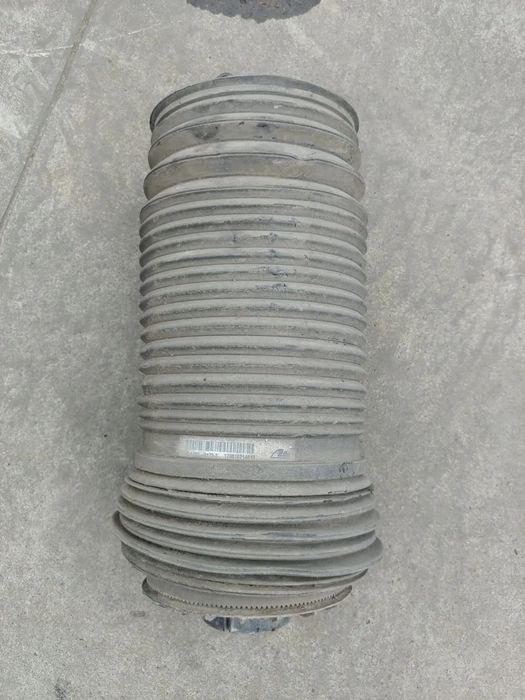 perna aer stanga spate  3.0 d maseati levante 2017  151400-21733