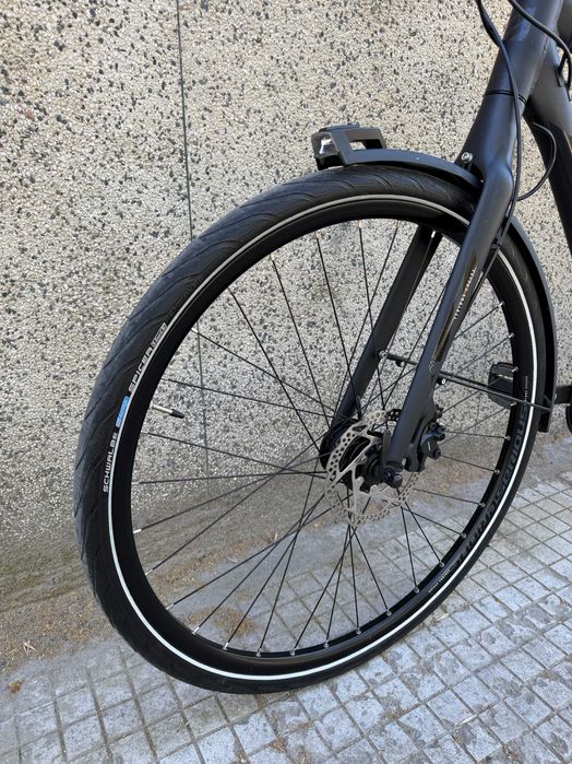 Serious Athabasca Hybrid Street 28''/Shimano XT/Led светлини/динамо главина