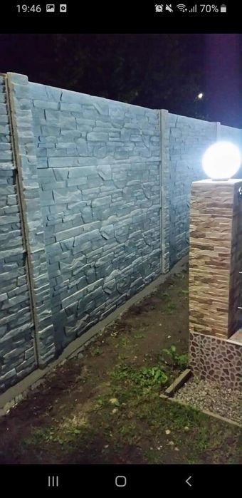 Garduri de beton armat