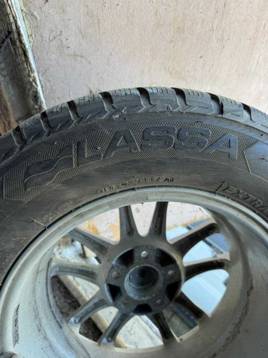 ГУМИ ЗИМНИ комплект с джанти  4 бр