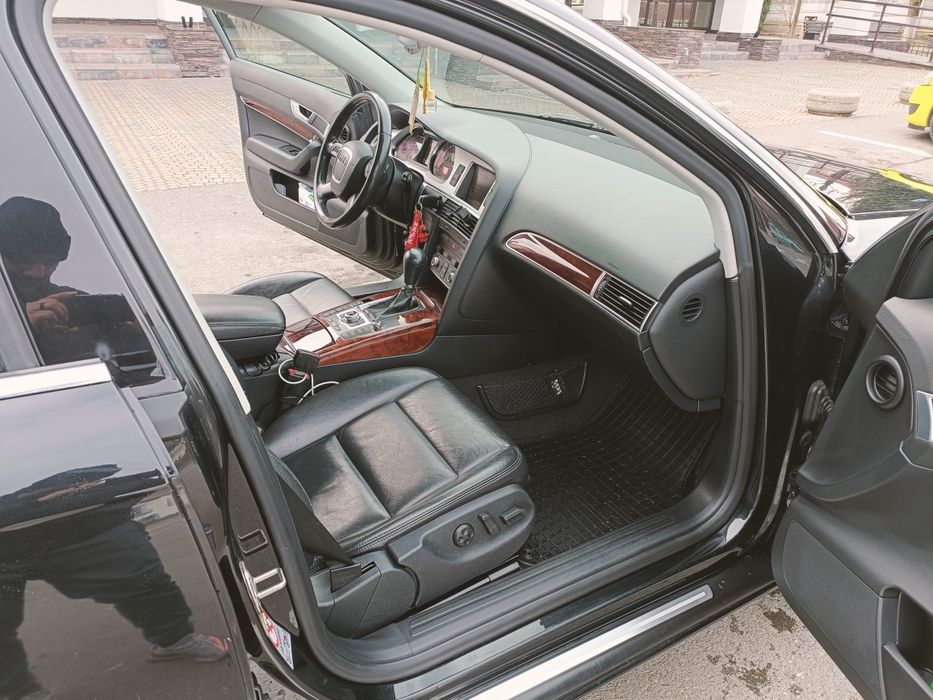 Vând/schimb Audi A6 C6 2.0 CAHA 2011 Facelift unic proprietar in Roman