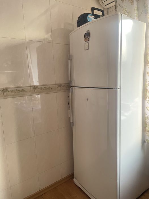 Холодильник Sharp