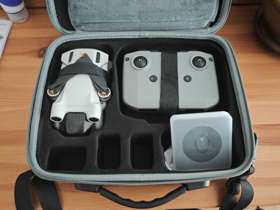 Продам DJI mini 3 pro