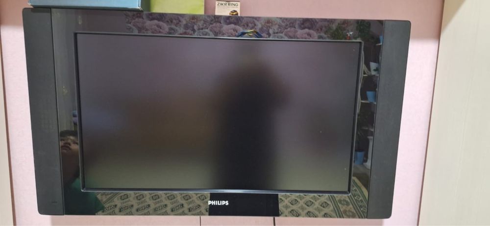 Телевизор продаётся